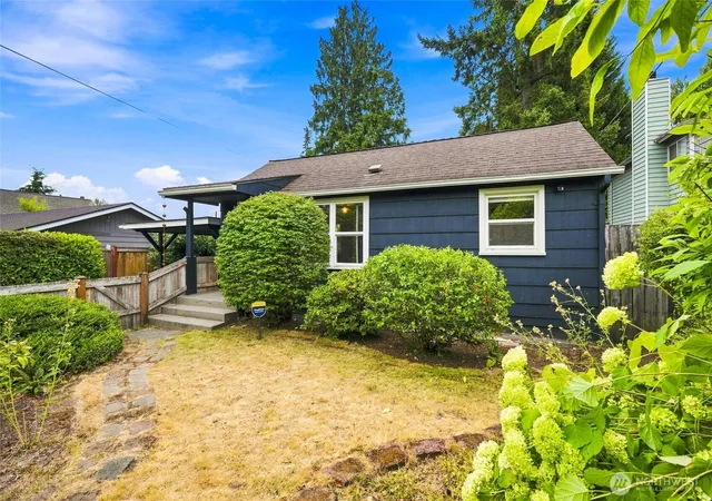 Photo 3 of Single family home for sale at 3023 Ne 133rd Street, Seattle, WA 98125 | MLS# NWM2563750 | Listing updated on 2026-10-27