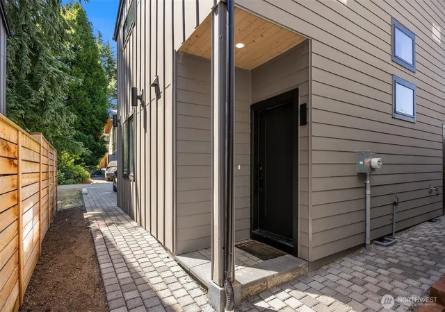 Condo for sale at 1257 NE 100th Street, Seattle, WA 98125 | MLS# NWM2563754
