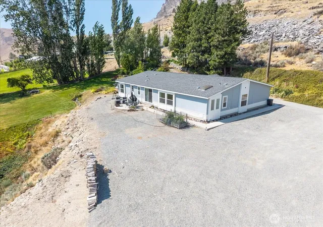 Manufactured home for sale at 148 US Hwy 97a, Chelan, WA 98816 | MLS# NWM2563757