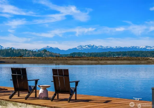 Photo 3 of Single family home for sale at 5482 Fletcher Landing Ne, Bainbridge Island, WA 98110 | MLS# NWM2563769 | Listing updated on 2026-09-23