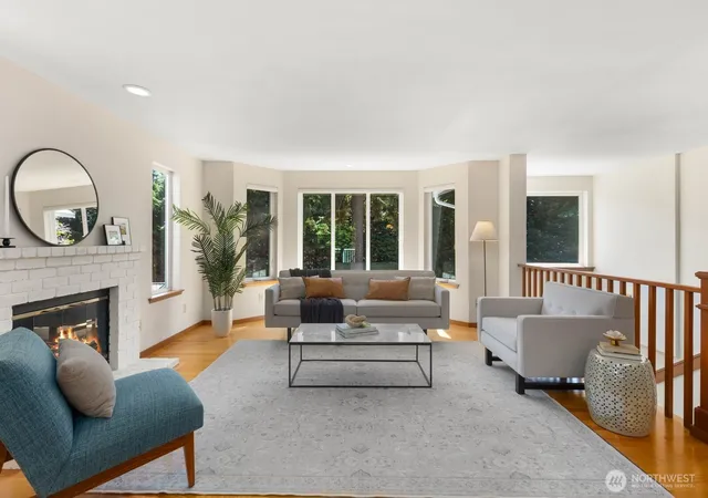 Photo 3 of Sale Pending at 10920 NE 189th Street, Bothell, WA 98011 | MLS# NWM2563780 | Listing updated on 2026-09-25