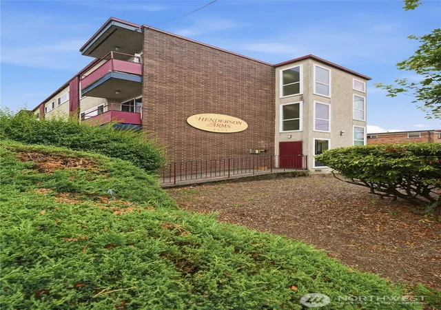 Photo 2 of Multi family home for sale at 4803 S Henderson St, Seattle, WA 98118 | MLS# NWM2563789 | Listing updated on 2026-09-22