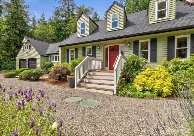 Photo 4 of Sale Pending at 22971 Jefferson Point Rd NE, Kingston, WA 98346 | MLS# NWM2563813 | Listing updated on 2026-09-25