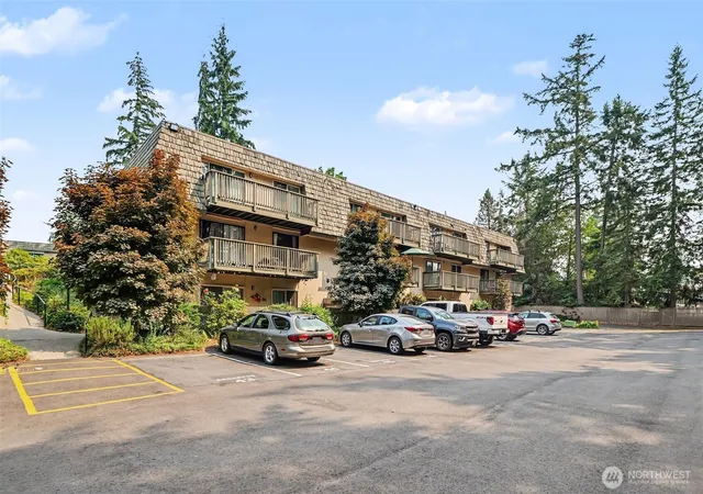 Photo 3 of Condo for sale at 1420 153rd Avenue Ne #3702, Bellevue, WA 98007 | MLS# NWM2563831 | Listing updated on 2026-09-23