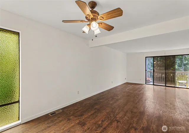 Photo 4 of Condo for sale at 1420 153rd Avenue NE #3702, Bellevue, WA 98007 | MLS# NWM2563831 | Listing updated on 2026-09-23