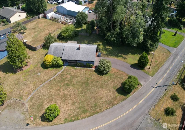 Photo 3 of Single family home for sale at 504 Solki Rd, Aberdeen, WA 98520 | MLS# NWM2563832 | Listing updated on 2026-09-23