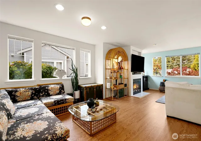 Photo 4 of Condo for sale at 4714 Fairwood Blvd NE #201, Tacoma, WA 98422 | MLS# NWM2563844 | Listing updated on 2026-09-23