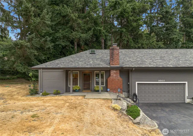 Photo 2 of Condo for sale at 3507 Harborcrest Ct Nw, Gig Harbor, WA 98332 | MLS# NWM2563865 | Listing updated on 2026-09-22