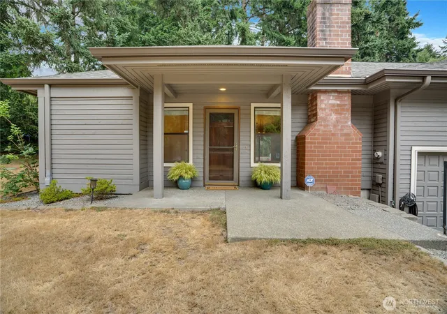 Photo 3 of Condo for sale at 3507 Harborcrest Ct NW, Gig Harbor, WA 98332 | MLS# NWM2563865 | Listing updated on 2026-09-22