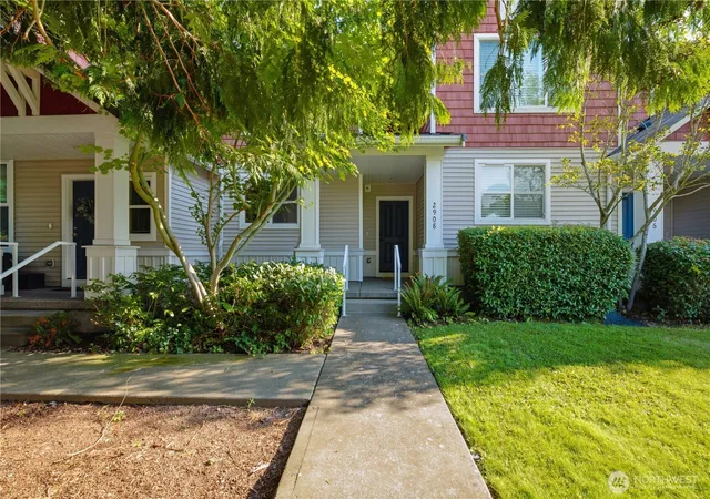 Photo 1 of Townhouse for sale at 2908 SW Raymond St, Seattle, WA 98126 | MLS# NWM2563893 | Listing updated on 2026-09-23
