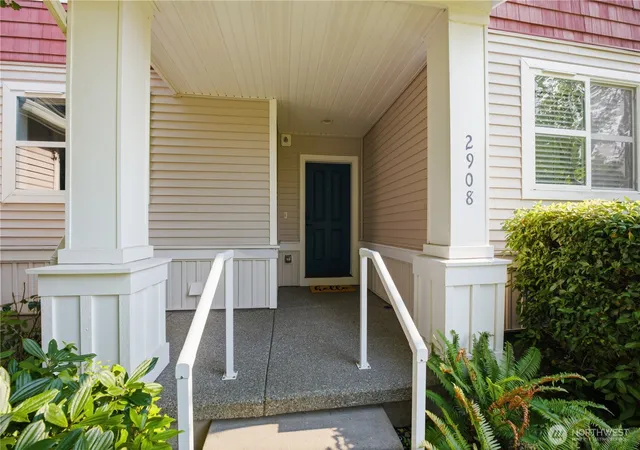 Photo 2 of Townhouse for sale at 2908 SW Raymond St, Seattle, WA 98126 | MLS# NWM2563893 | Listing updated on 2026-09-23