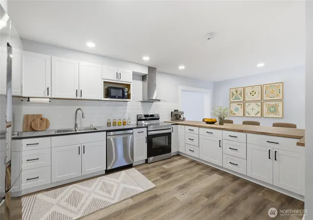 Photo 3 of Single family home for sale at 11920 215th St E, Graham, WA 98338 | MLS# NWM2563950 | Listing updated on 2026-09-17