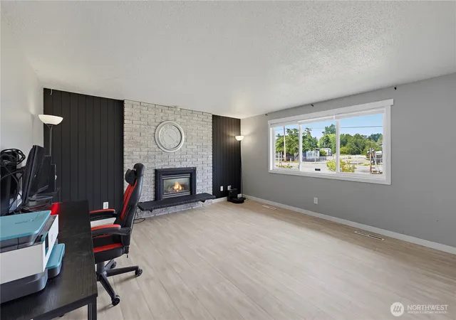 Photo 3 of Single family home for sale at 11033 Kuhlman Rd SE, Olympia, WA 98513 | MLS# NWM2563973 | Listing updated on 2026-09-23