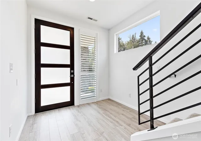 Photo 2 of Sale Pending at 35615 56th Avenue S, Auburn, WA 98001 | MLS# NWM2563976 | Listing updated on 2026-09-25