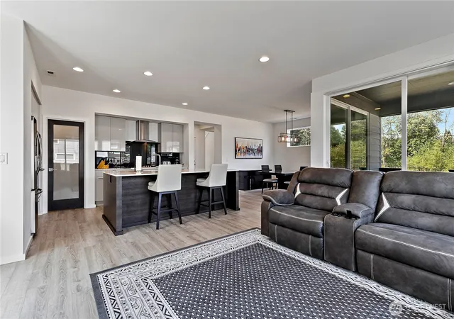 Photo 4 of Sale Pending at 35615 56th Avenue S, Auburn, WA 98001 | MLS# NWM2563976 | Listing updated on 2026-09-25
