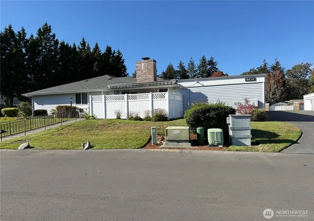 Single family home for sale at 8610 Onyx Dr SW #A, Lakewood, WA 98498 | MLS# NWM2563992
