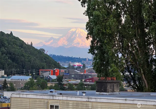 Photo 4 of Condo for sale at 2636 22nd Avenue W #303, Seattle, WA 98199 | MLS# NWM2563996 | Listing updated on 2026-09-23