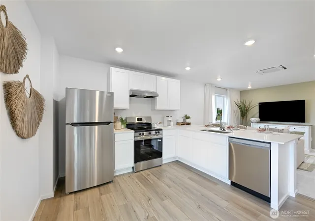 Photo 3 of Sale Pending at 41 Moonshadow Ln, Carlsborg, WA 98324 | MLS# NWM2564013 | Listing updated on 2026-09-30