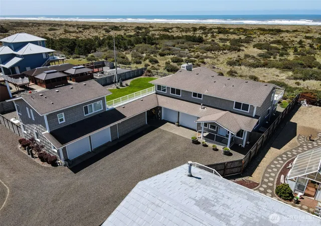 Photo 1 of Single family home for sale at 935 S Sand Dune Ave Sw, Ocean Shores, WA 98569 | MLS# NWM2564045 | Listing updated on 2026-09-23