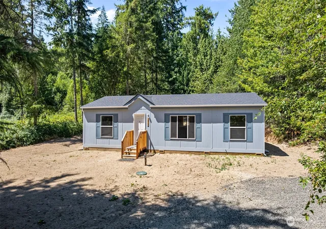 Manufactured home for sale at 1615 Lake Dr SW, Lakebay, WA 98349 | MLS# NWM2564058