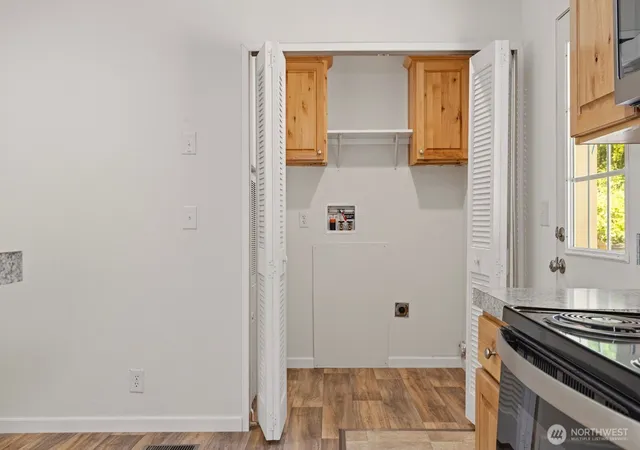 Photo 3 of Manufactured home for sale at 1615 Lake Dr SW, Lakebay, WA 98349 | MLS# NWM2564058 | Listing updated on 2026-09-29