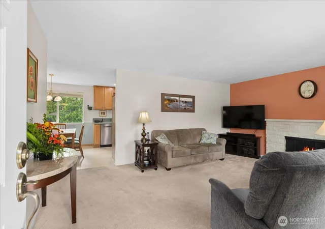 Photo 2 of Single family home for sale at 19126 80th Avenue W, Edmonds, WA 98026 | MLS# NWM2564064 | Listing updated on 2026-10-18