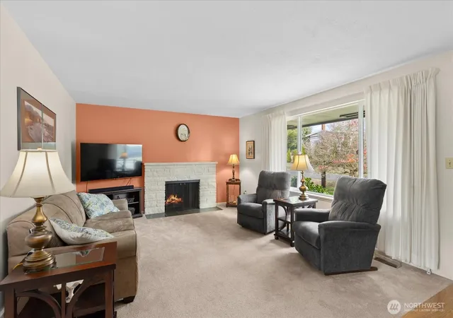Photo 3 of Single family home for sale at 19126 80th Avenue W, Edmonds, WA 98026 | MLS# NWM2564064 | Listing updated on 2026-10-18