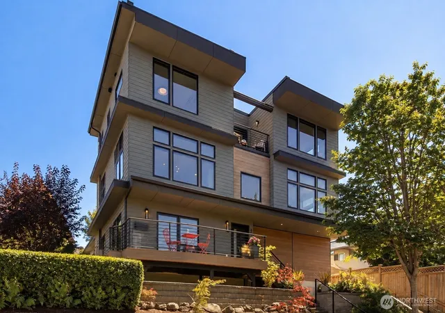 Photo 1 of Sale Pending at 3240 32nd Avenue W, Seattle, WA 98199 | MLS# NWM2564070 | Listing updated on 2026-10-02