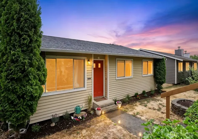 Single family home for sale at 3103 58th Avenue NE, Tacoma, WA 98422 | MLS# NWM2564080