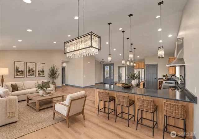 Photo 1 of Single family home for sale at 76 S Meadowbrook Ln, East Wenatchee, WA 98802 | MLS# NWM2564090 | Listing updated on 2026-10-01