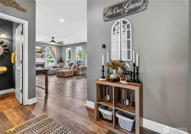 Photo 3 of Single family home for sale at 117 Alta Vista, Longview, WA 98632 | MLS# NWM2564103 | Listing updated on 2026-09-22