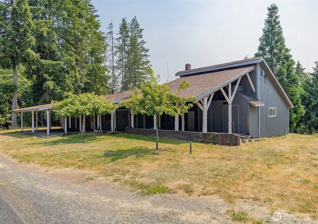 Photo 3 of Single family home for sale at 101 Linda Vista Dr, Chehalis, WA 98532 | MLS# NWM2564107 | Listing updated on 2026-09-23