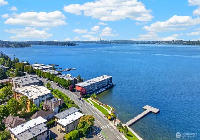 Photo 1 of Condo for sale at 733 S Lake St #209, Kirkland, WA 98033 | MLS# NWM2564109 | Listing updated on 2026-09-23