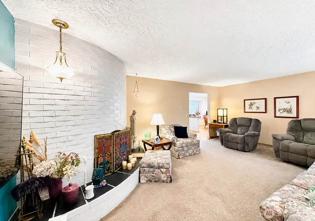 Photo 3 of Sale Pending at 8601 Ne 57th Street, Vancouver, WA 98662 | MLS# NWM2564114 | Listing updated on 2026-09-21
