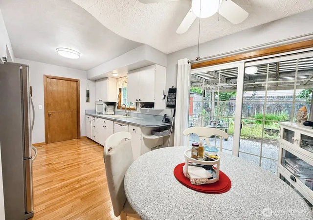 Photo 4 of Sale Pending at 8601 NE 57th Street, Vancouver, WA 98662 | MLS# NWM2564114 | Listing updated on 2026-09-21