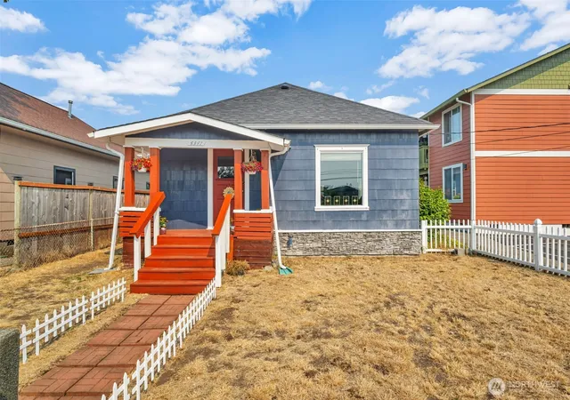 Photo 2 of Single family home for sale at 4341 S Puget Sound Ave, Tacoma, WA 98409 | MLS# NWM2564120 | Listing updated on 2026-09-30