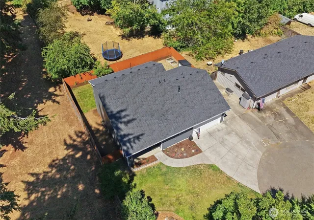 Photo 4 of Single family home for sale at 10700 SE 16th Street, Vancouver, WA 98664 | MLS# NWM2564139 | Listing updated on 2026-09-20