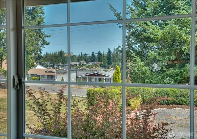 Photo 3 of Single family home for sale at 20643 Church Lake Dr E, Bonney Lake, WA 98391 | MLS# NWM2564143 | Listing updated on 2026-09-23