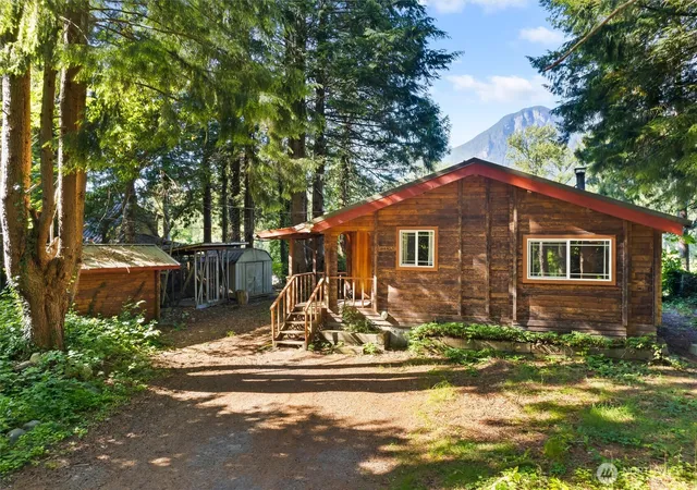 Photo 3 of Single family home for sale at 18017 433rd Avenue Se, Gold Bar, WA 98251 | MLS# NWM2564149 | Listing updated on 2026-09-29