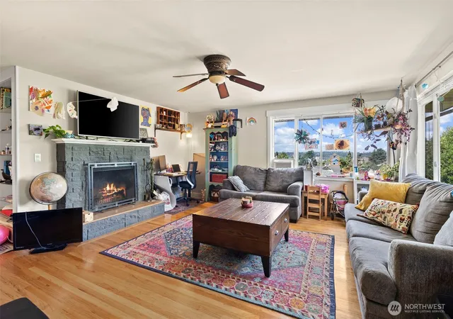 Photo 3 of Single family home for sale at 1735 S Pearl St, Seattle, WA 98108 | MLS# NWM2564166 | Listing updated on 2026-09-23