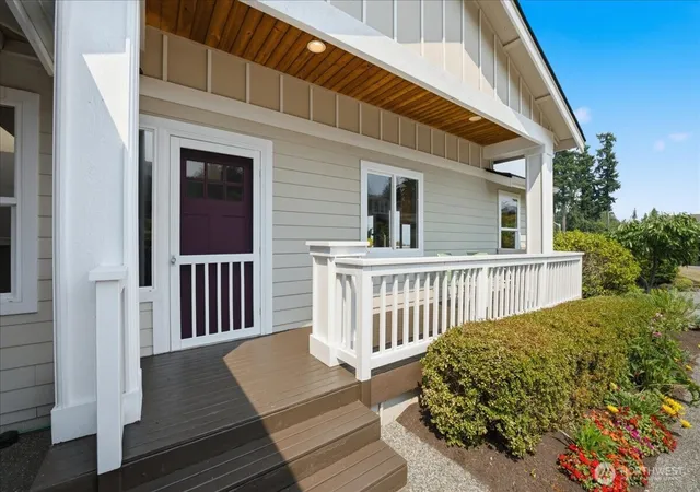 Photo 3 of Single family home for sale at 3216 Shelly Hl Rd, Mount Vernon, WA 98274 | MLS# NWM2564168 | Listing updated on 2026-09-25