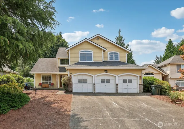 Photo 1 of Single family home for sale at 11121 Se 271st Street, Kent, WA 98030 | MLS# NWM2564173 | Listing updated on 2026-09-23