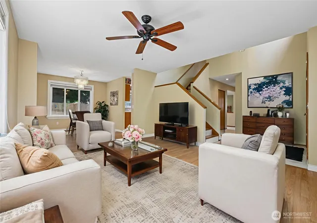 Photo 4 of Single family home for sale at 11121 SE 271st Street, Kent, WA 98030 | MLS# NWM2564173 | Listing updated on 2026-09-23