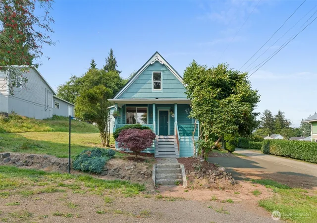 Photo 1 of Single family home for sale at 401 B St, South Bend, WA 98586 | MLS# NWM2564178 | Listing updated on 2026-09-28