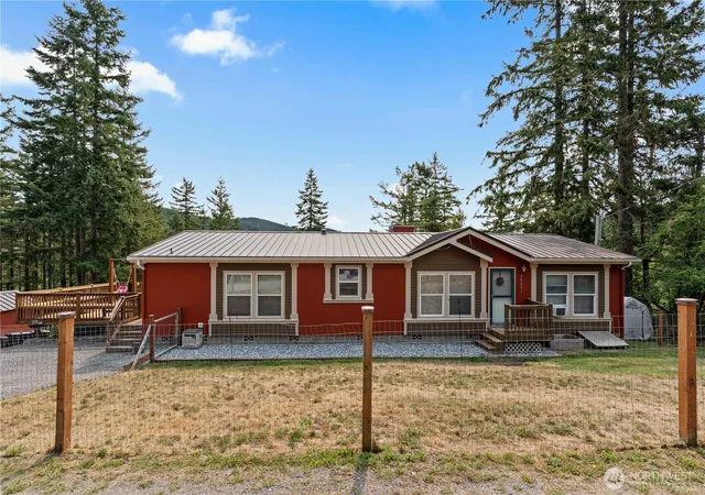 Photo 1 of Manufactured home for sale at 50001 146th Avenue E, Eatonville, WA 98328 | MLS# NWM2564191 | Listing updated on 2026-09-28