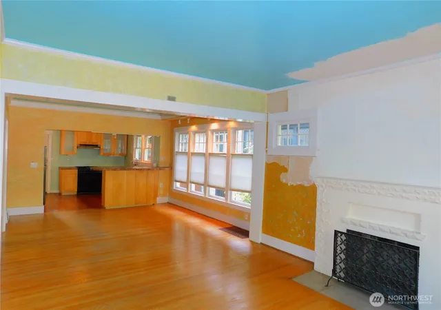 Photo 2 of Single family home for sale at 7217 4th Avenue Nw, Seattle, WA 98117 | MLS# NWM2564193 | Listing updated on 2026-09-23