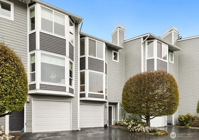 Photo 1 of Townhouse for sale at 3835 25th Avenue W, Seattle, WA 98199 | MLS# NWM2564196 | Listing updated on 2026-09-23