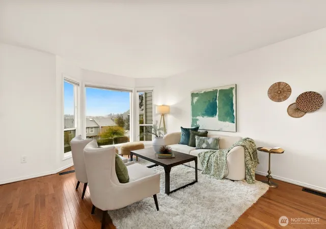 Photo 3 of Townhouse for sale at 3835 25th Avenue W, Seattle, WA 98199 | MLS# NWM2564196 | Listing updated on 2026-09-23