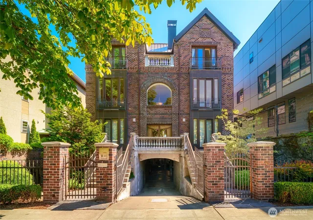 Photo 1 of Condo for sale at 1122 Broadway E #301, Seattle, WA 98102 | MLS# NWM2564197 | Listing updated on 2026-10-01