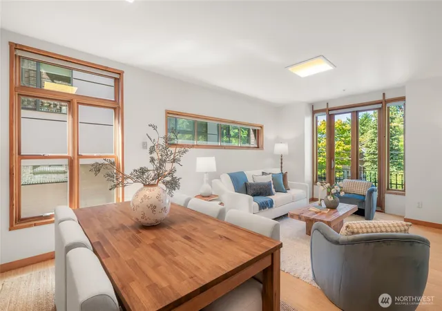 Photo 2 of Condo for sale at 1122 Broadway E #301, Seattle, WA 98102 | MLS# NWM2564197 | Listing updated on 2026-10-01
